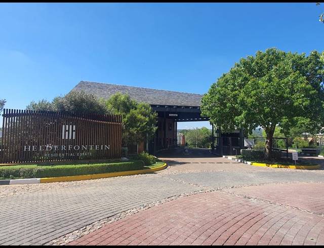LAND FOR SALE IN HELDERFONTEIN ESTATE